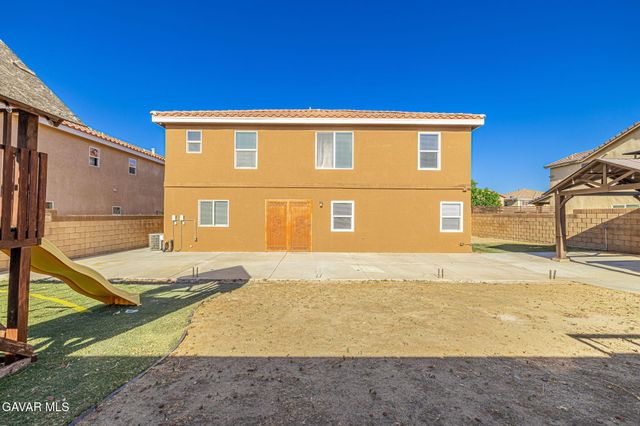 45123 Palm Lane, Lancaster, CA 93535