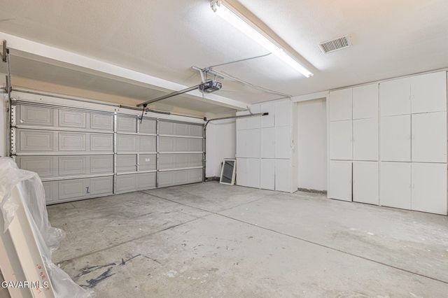 45123 Palm Lane, Lancaster, CA 93535