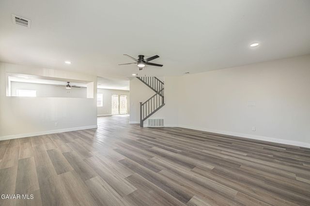 45123 Palm Lane, Lancaster, CA 93535
