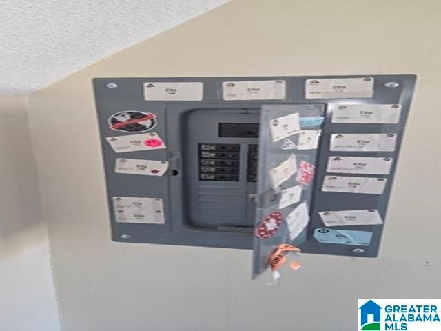 1013 IVY PLACE, Moody, AL 35004