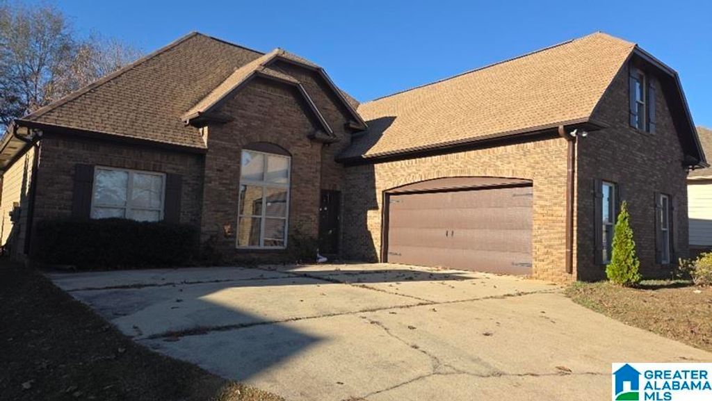 1013 IVY PLACE, Moody, AL 35004