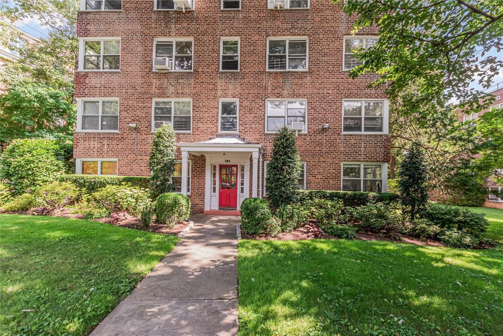 781 Palmer Road 3B, Yonkers, NY 10708