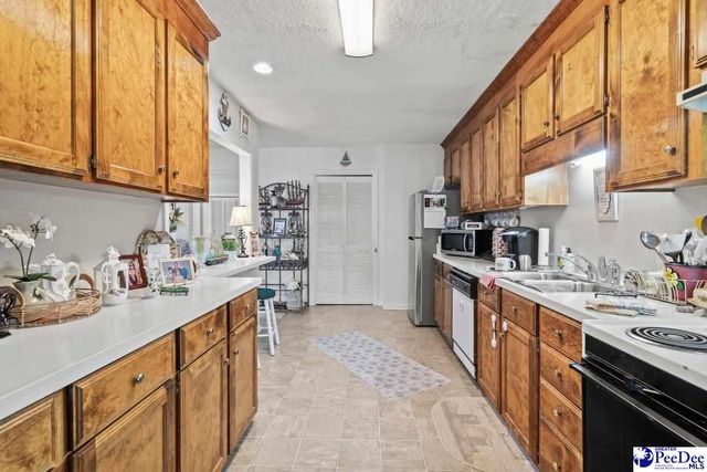 1602 Cherokee Rd, Florence, SC 29501