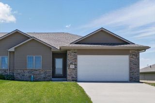 218 ST. ANDREWS Loop, Malvern, IA 51551