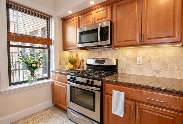 1666 Commonwealth Avenue 52, Boston, MA 02135