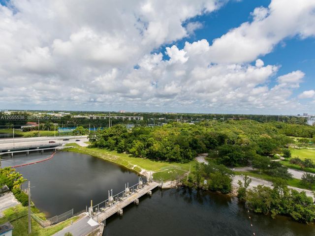 16385 Biscayne Blvd 1103, North Miami Beach, FL 33160