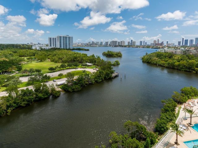 16385 Biscayne Blvd 1103, North Miami Beach, FL 33160