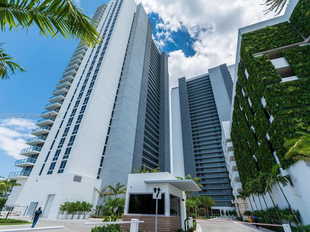 16385 Biscayne Blvd 1103, North Miami Beach, FL 33160