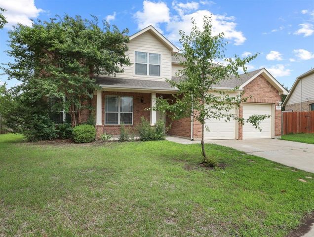 12233 Macaroon Lane, Fort Worth, TX 76244