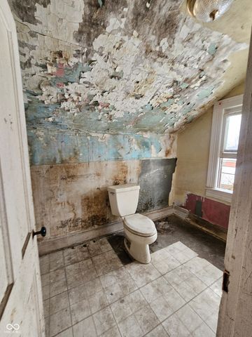 1608 W 14th Street, Anderson, IN 46016