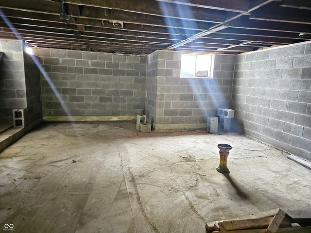 1608 W 14th Street, Anderson, IN 46016