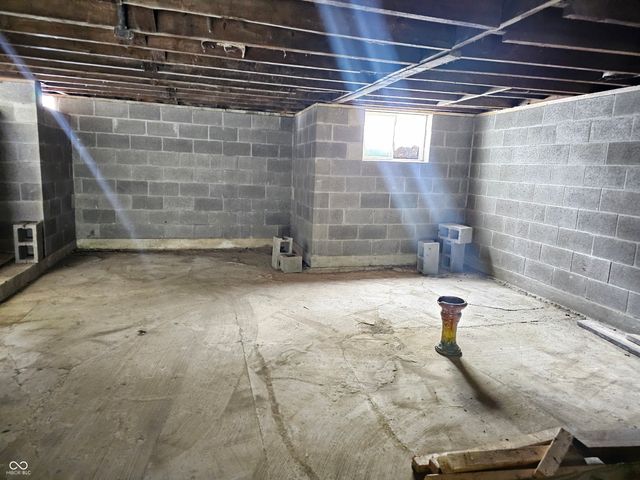 1608 W 14th Street, Anderson, IN 46016