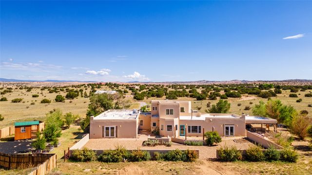 91 Private Drive 1613 B, Medanales, NM 87548