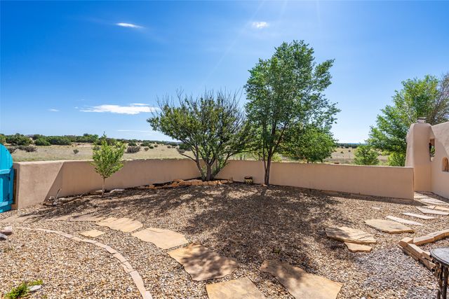 91 Private Drive 1613 B, Medanales, NM 87548