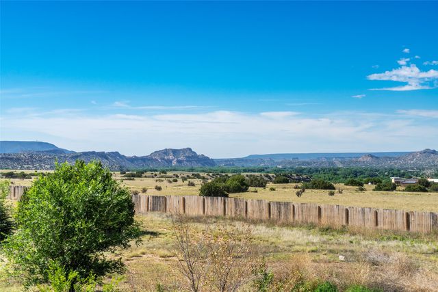 91 Private Drive 1613 B, Medanales, NM 87548