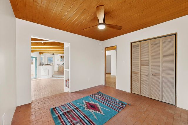 91 Private Drive 1613 B, Medanales, NM 87548