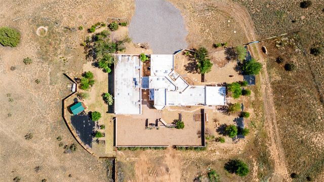 91 Private Drive 1613 B, Medanales, NM 87548