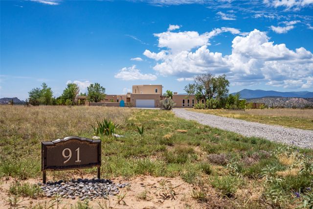 91 Private Drive 1613 B, Medanales, NM 87548