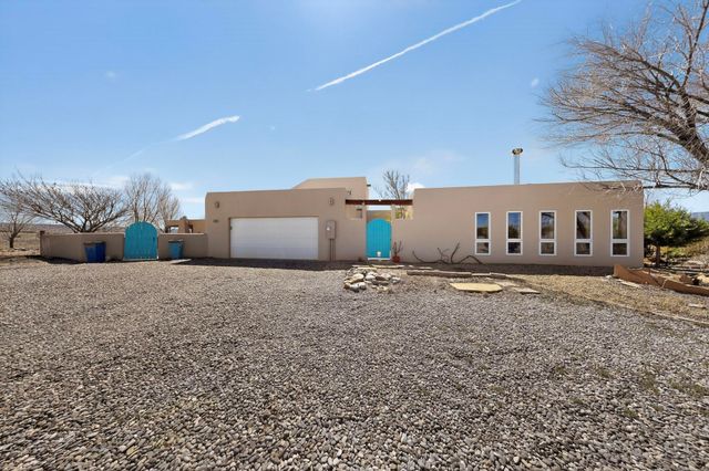91 Private Drive 1613 B, Medanales, NM 87548