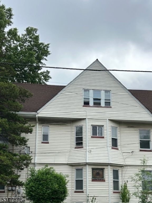 366 Park Ave, Paterson City, NJ 07504