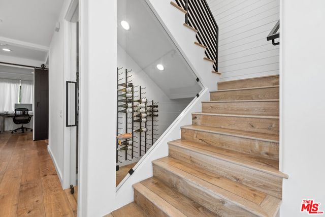 23477 Palm Drive, Calabasas, CA 91302