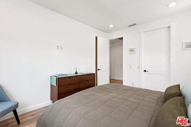 23477 Palm Drive, Calabasas, CA 91302