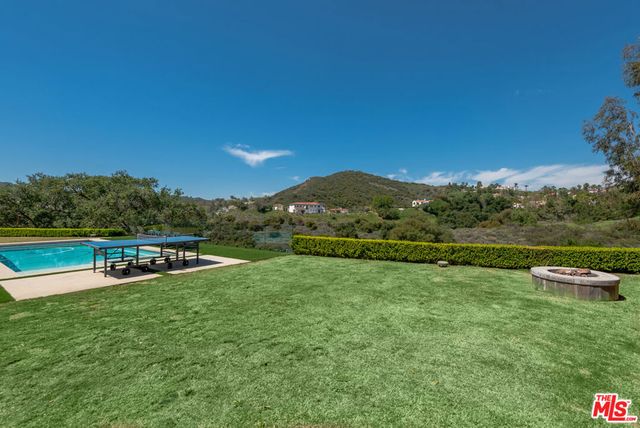 23477 Palm Drive, Calabasas, CA 91302