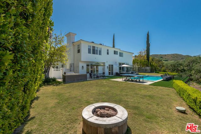 23477 Palm Drive, Calabasas, CA 91302