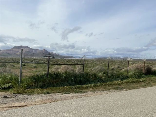 0 0, Mojave, CA 93501