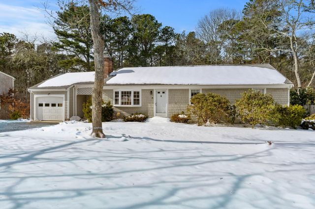 16 Birch Drive, Harwich, MA 02645