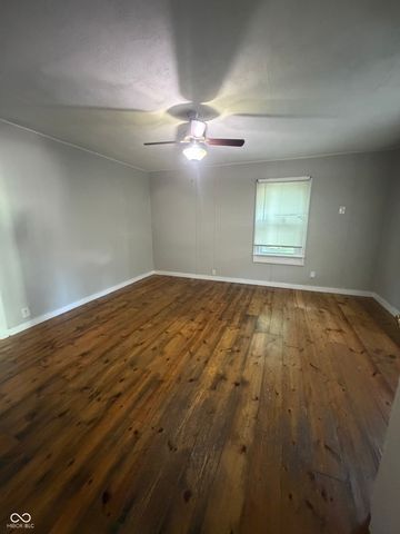 3325 Collier Street, Indianapolis, IN 46221