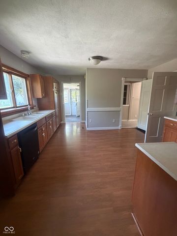 3325 Collier Street, Indianapolis, IN 46221