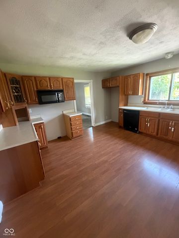 3325 Collier Street, Indianapolis, IN 46221