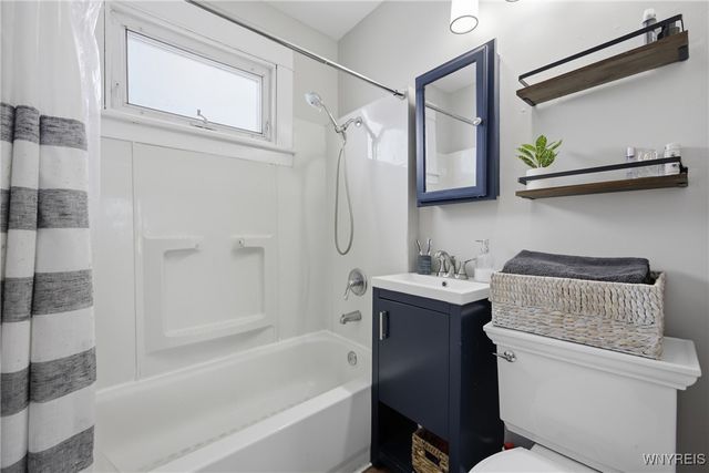 21 Loretta Street, Tonawanda, NY 14150