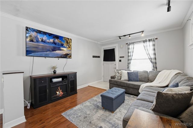 21 Loretta Street, Tonawanda, NY 14150