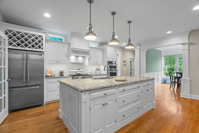 301 Fox Hopyard Road, East Haddam, CT 06423