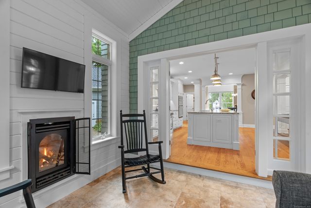 301 Fox Hopyard Road, East Haddam, CT 06423