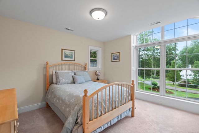 301 Fox Hopyard Road, East Haddam, CT 06423