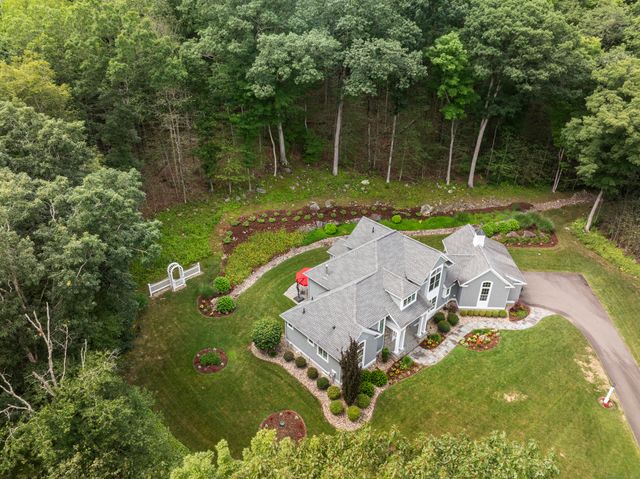 301 Fox Hopyard Road, East Haddam, CT 06423