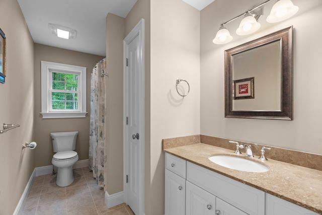 301 Fox Hopyard Road, East Haddam, CT 06423