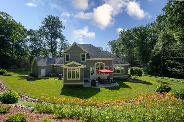 301 Fox Hopyard Road, East Haddam, CT 06423