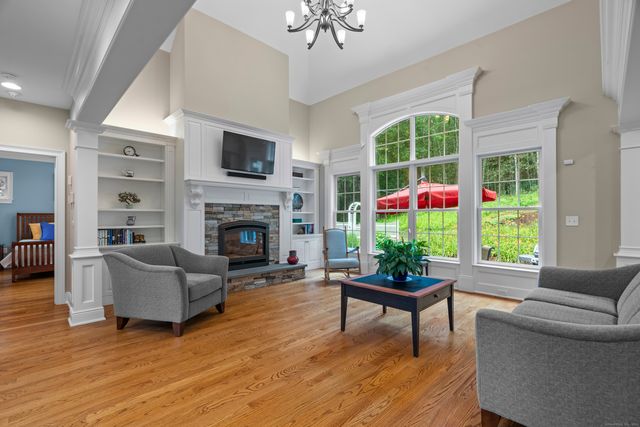 301 Fox Hopyard Road, East Haddam, CT 06423