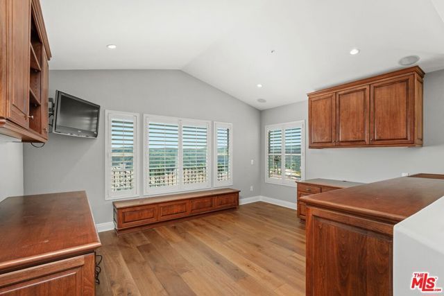 16778 Calle Arbolada, Los Angeles, CA 90272