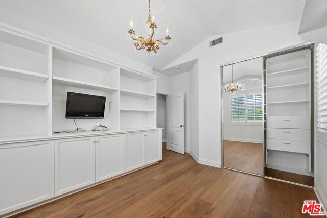 16778 Calle Arbolada, Los Angeles, CA 90272
