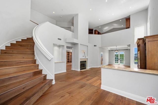 16778 Calle Arbolada, Los Angeles, CA 90272