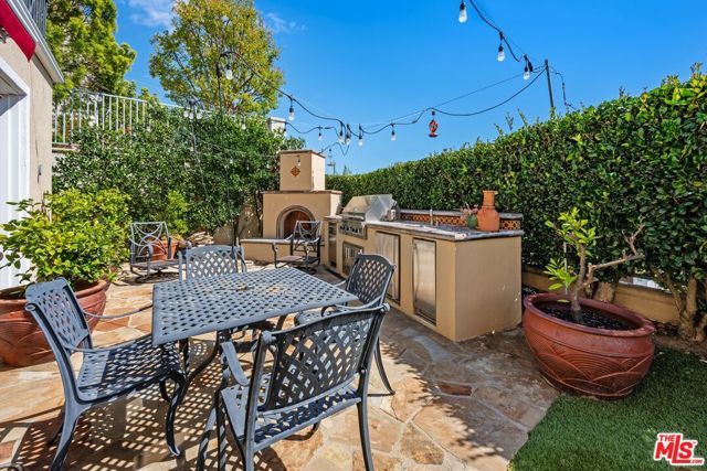 16778 Calle Arbolada, Los Angeles, CA 90272