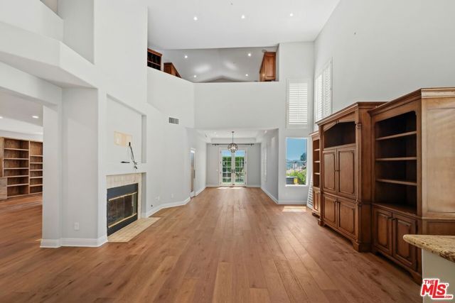 16778 Calle Arbolada, Los Angeles, CA 90272