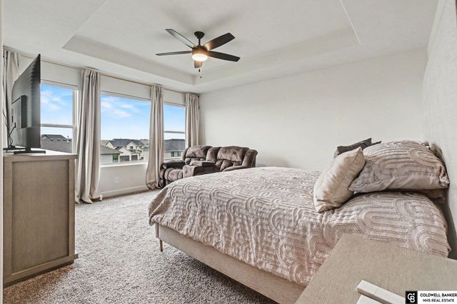 17030 Isabella Street, Bennington, NE 68007