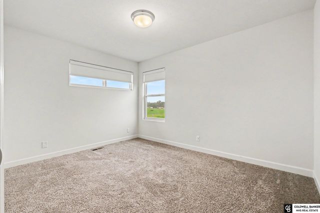 17030 Isabella Street, Bennington, NE 68007