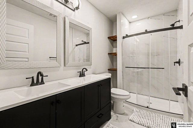17030 Isabella Street, Bennington, NE 68007